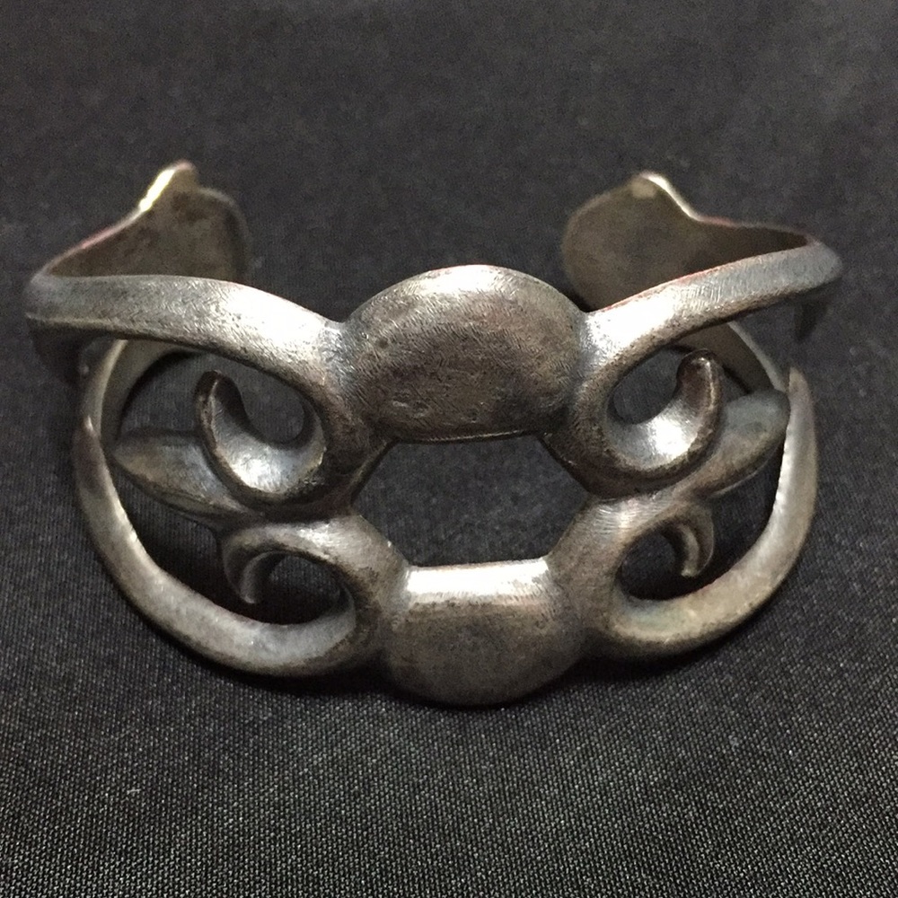 Vintage bracelet cuff